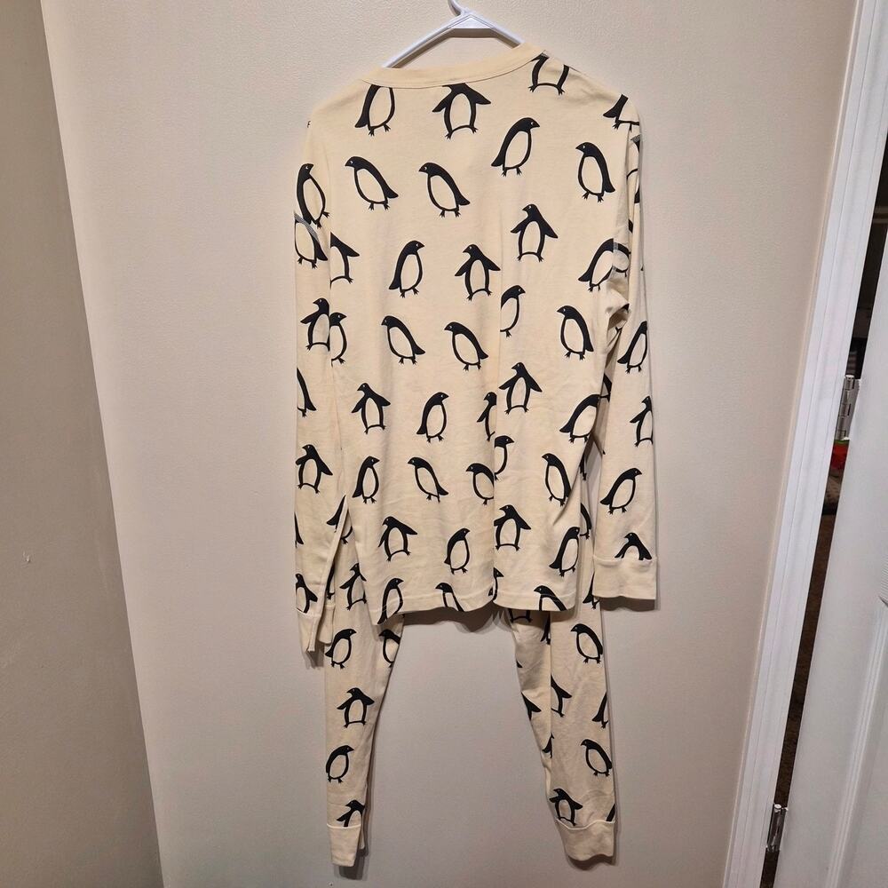 Hanna Andersson Cream and Black Penguin Adult Pajama L Bottom XL Top